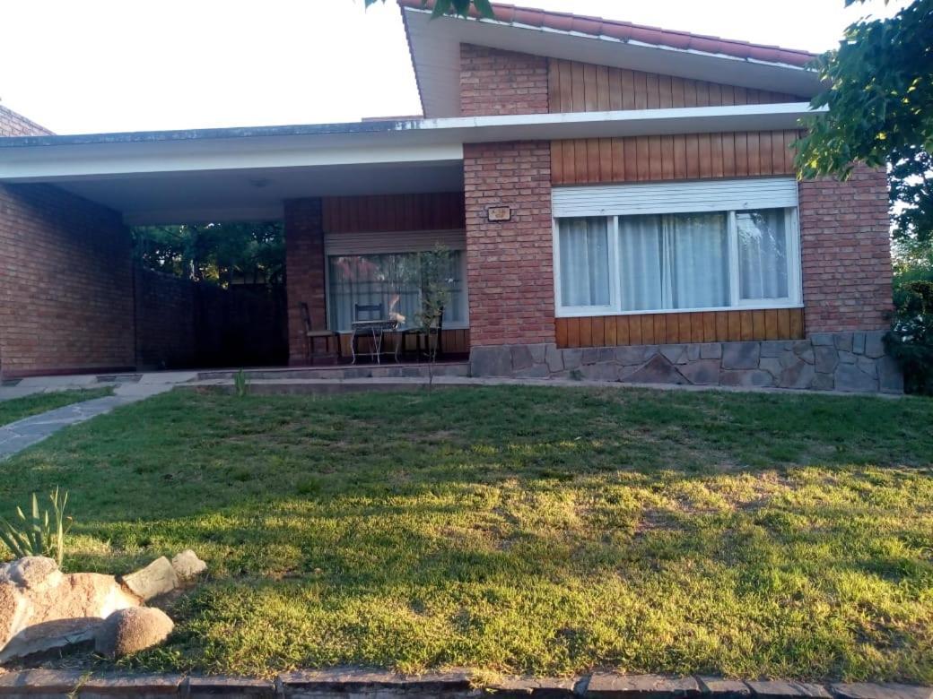 Сasa de vacaciones Casa Monty *